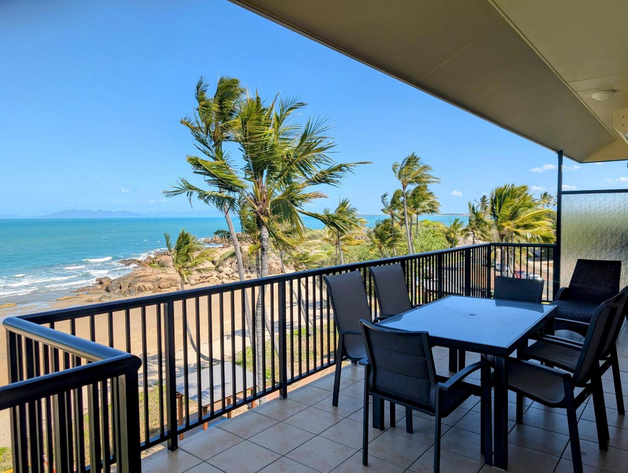 Rose Bay Resort Боуен Екстериор снимка